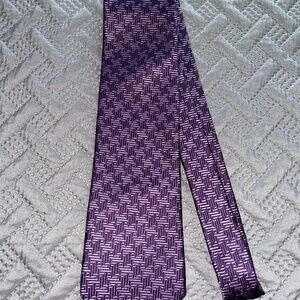 Nicole Miller Silk Tie